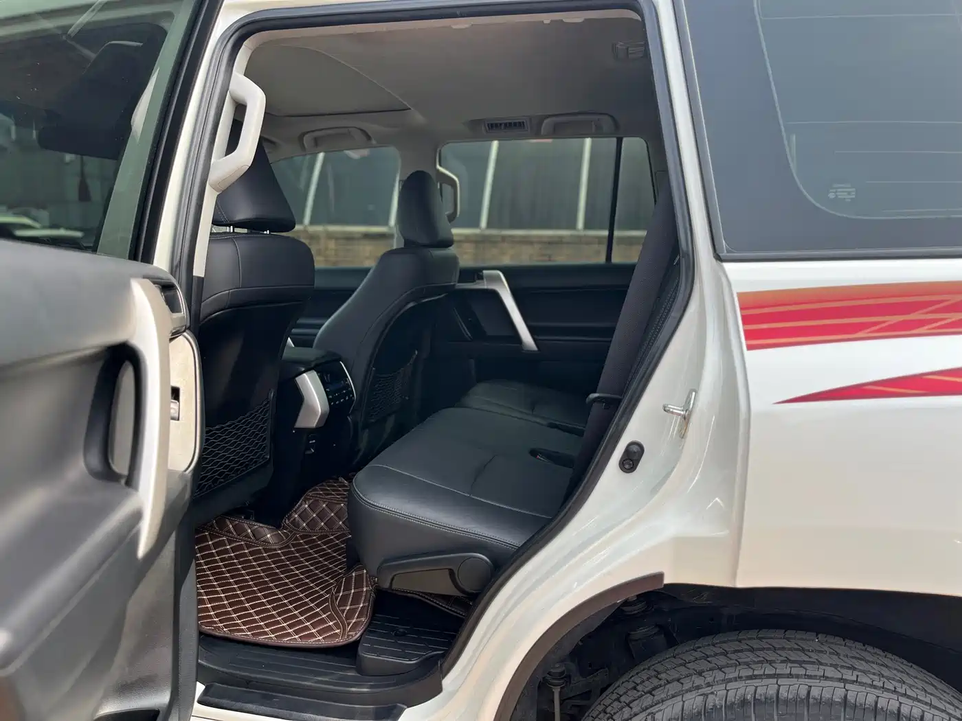 Toyota Prado 2019 3.5L Automatic TX-L Zunxiang Edition фото 14