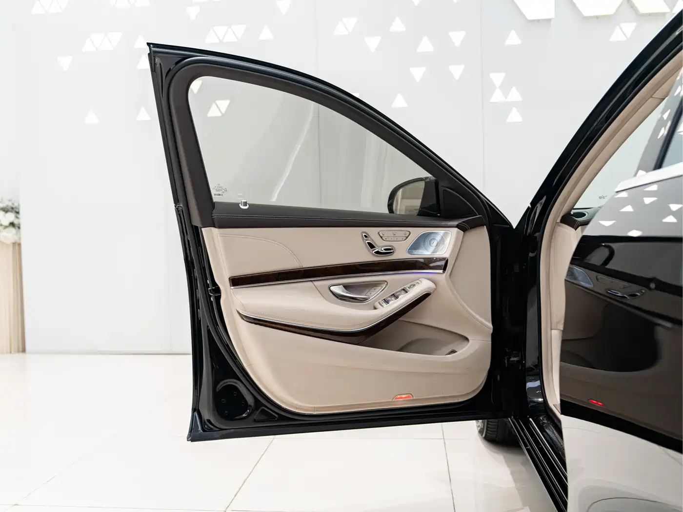 Mercedes-Benz S-Class 2014 S 500 L фото 8