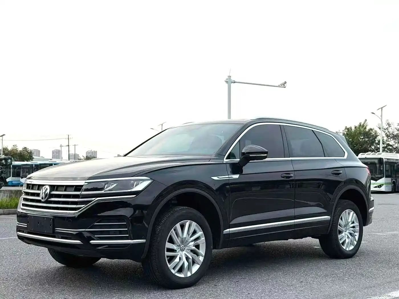 Volkswagen Touareg 2019 2.0TSI Sharp Wing Edition China V