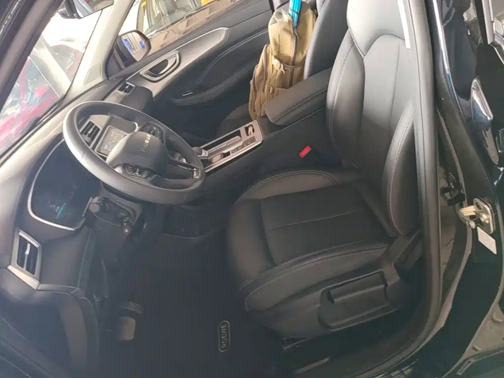 Roewe RX5 2024 2023 PLUS 330TGI Automatic Trend-leading Smart Benefit Edition