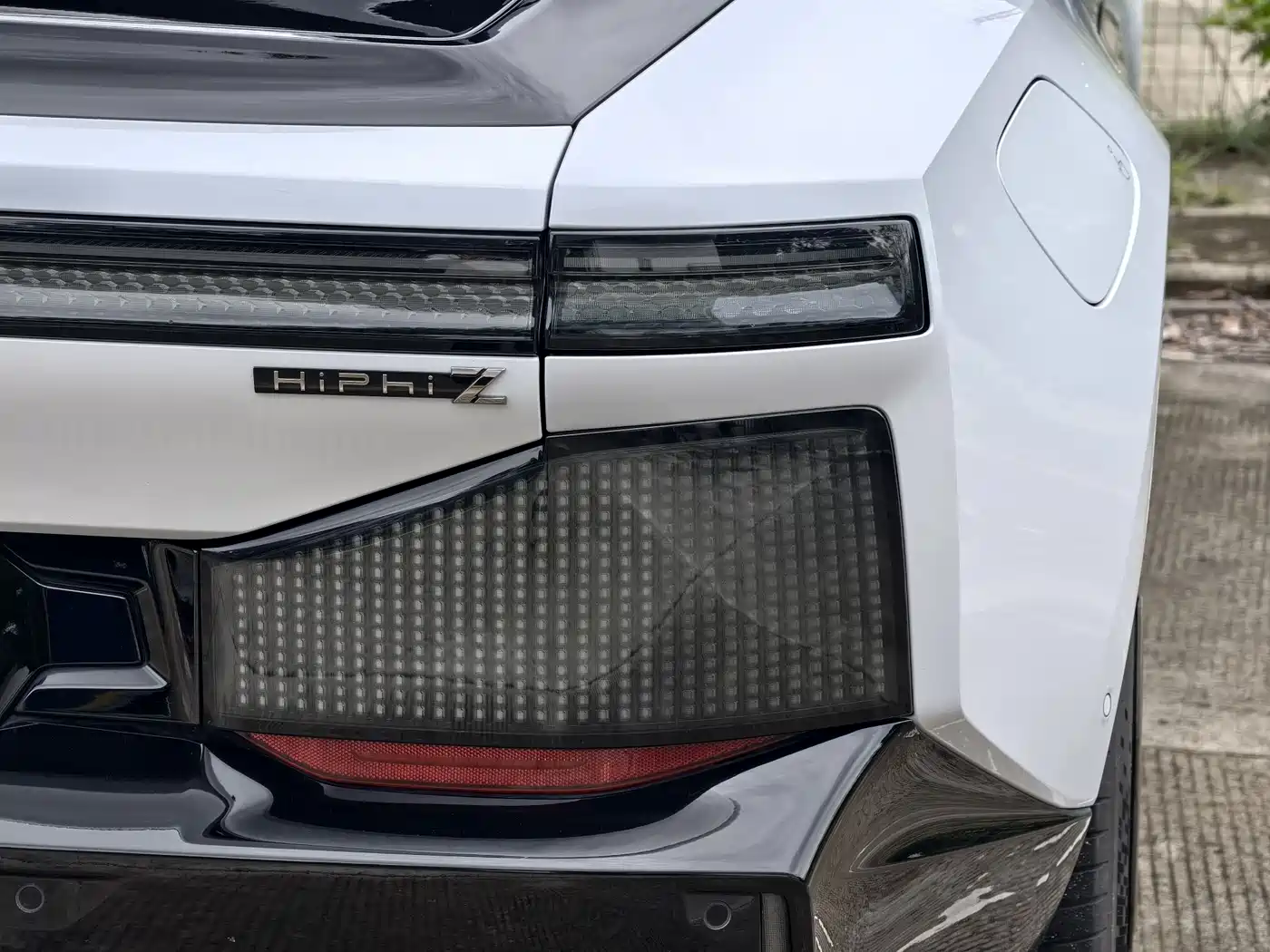 HiPhi Z 2023 5-Seater фото 15