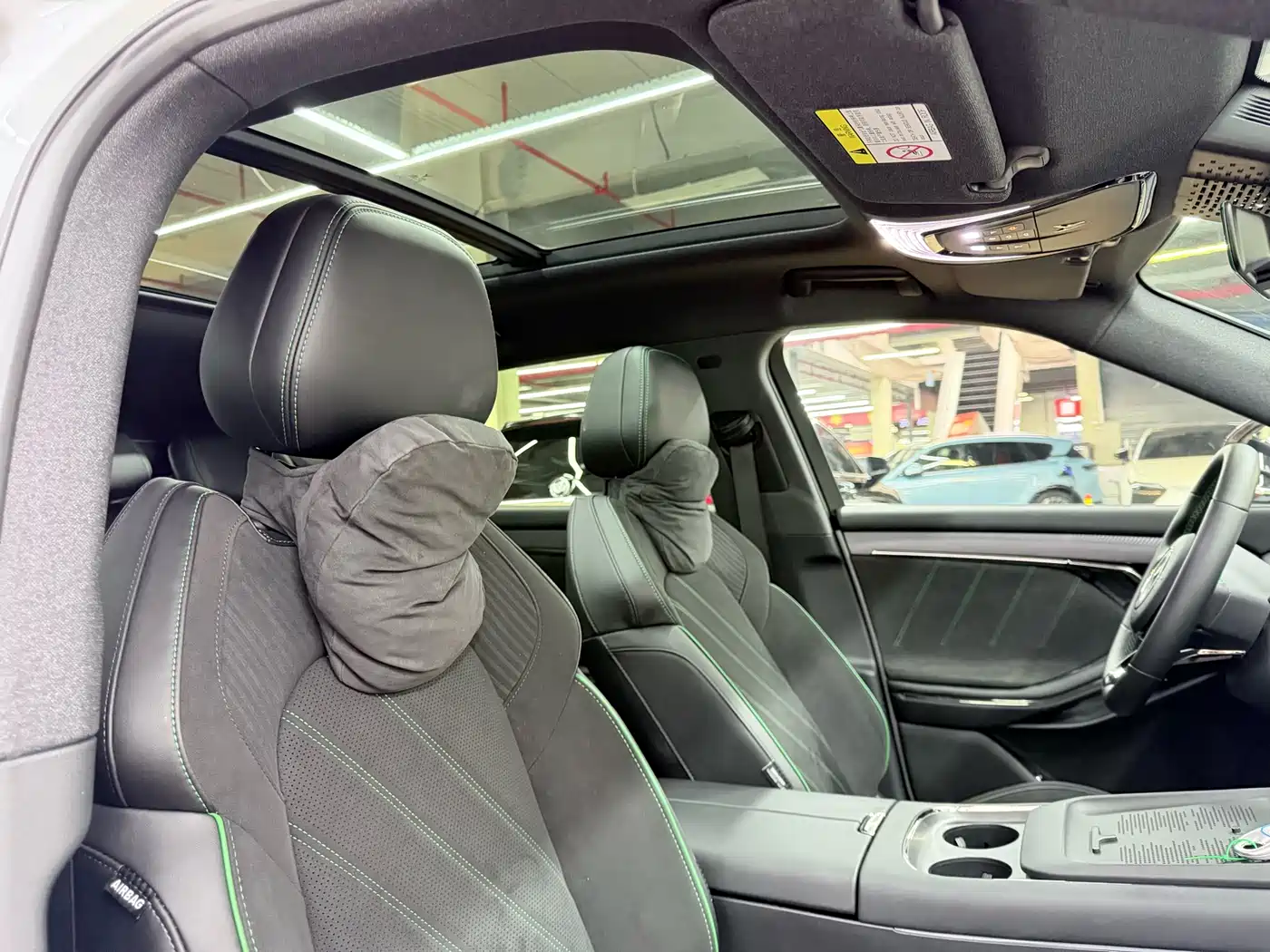 Voyah Auto VOYAH FREE 2025 318 318km RWD Touring Edition фото 12