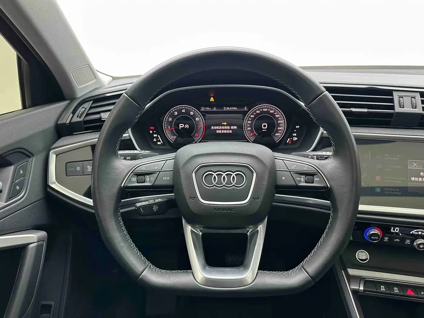 Audi Q3 2023 35 TFSI Fashion Dynamic (1.4T) фото 17