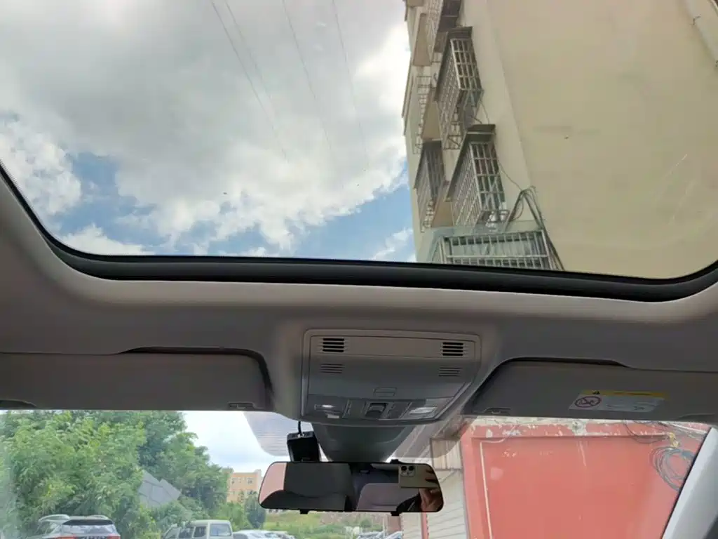Volkswagen Tharu, миниатюра 14