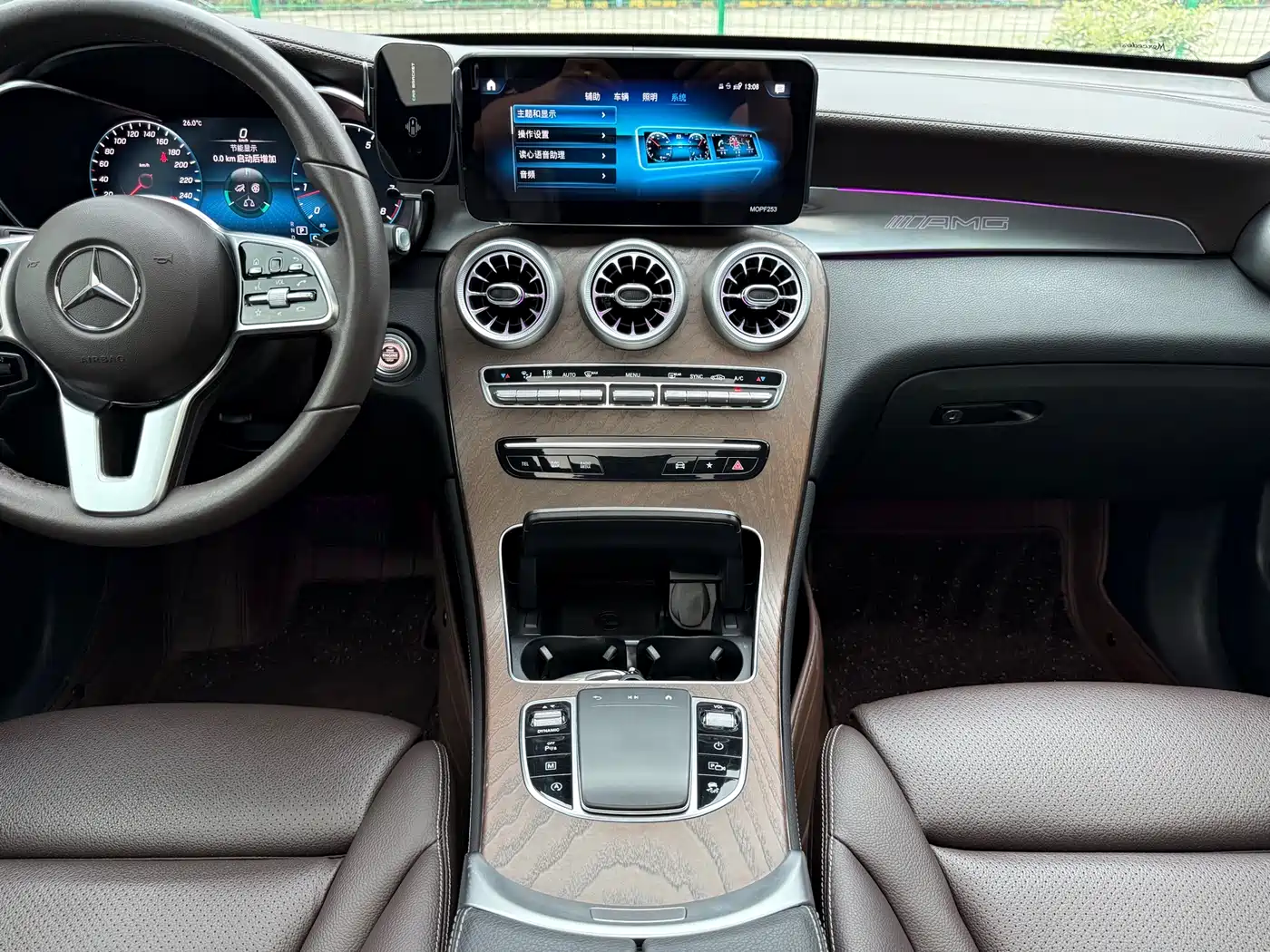 Mercedes-Benz GLC 2020 Facelift GLC 260 L 4MATIC Luxury фото 8