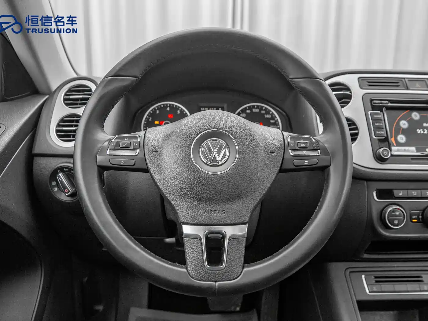 Volkswagen Tiguan 2016 Model 300TSI Automatic 2WD Luxury Edition фото 16