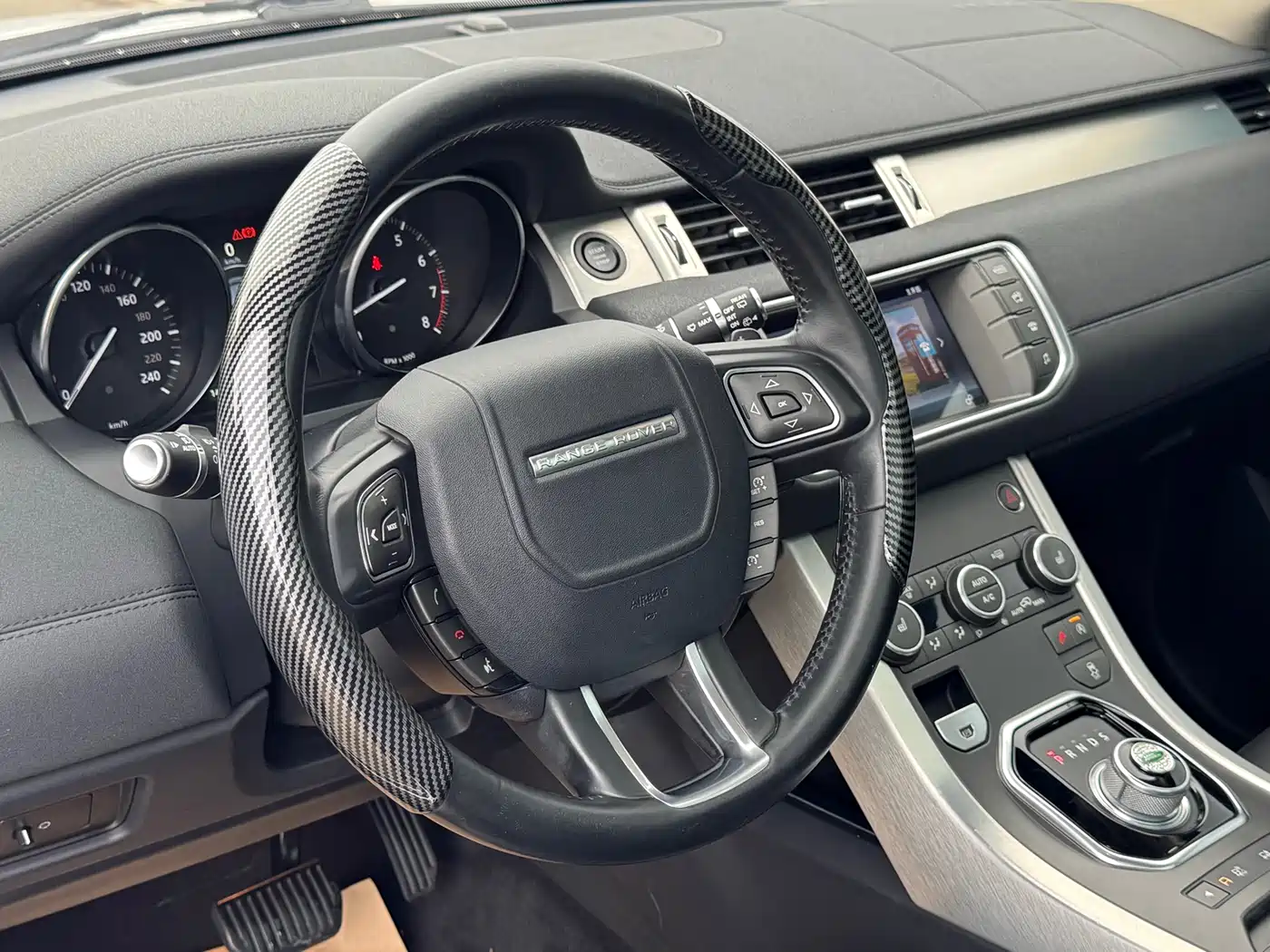 Land Rover Range Rover Evoque 2016 2.0T SE ZhiYao фото 10