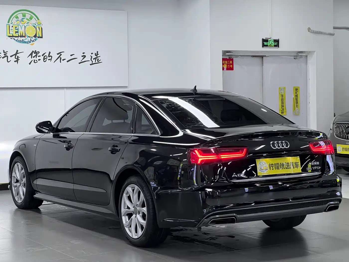 Audi A6L 2018 30th Anniversary 35 TFSI Fashion фото 6