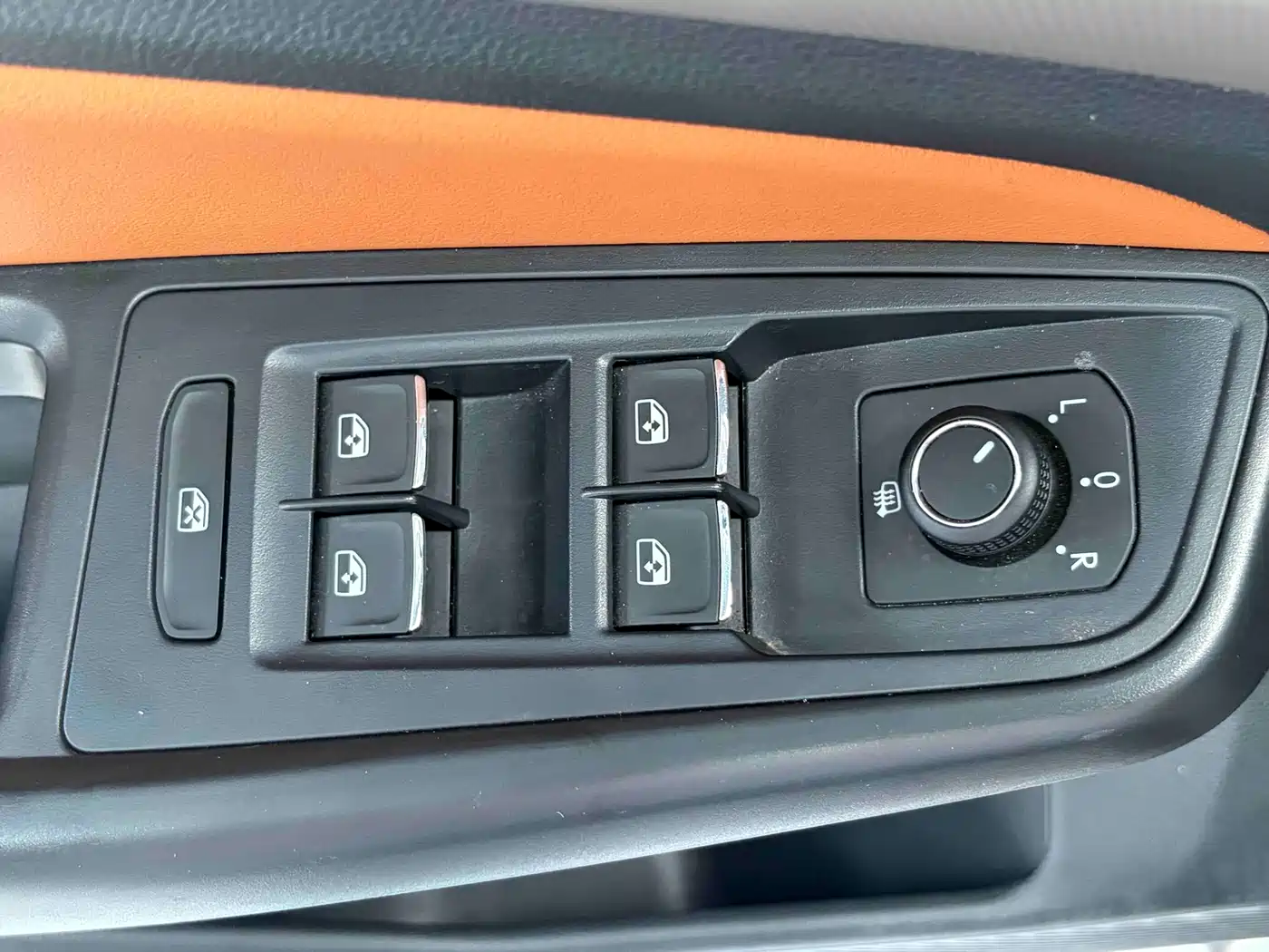 Volkswagen Bora 2023 200TSI DSG Smart PRO Edition фото 23