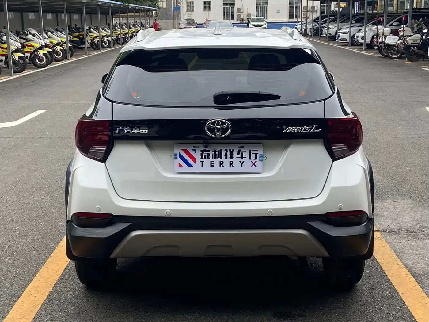 Toyota YARiS L Zhi Xuan 2022 Zhi Xuan X 1.5L CVT Luxury PLUS Edition фото 6