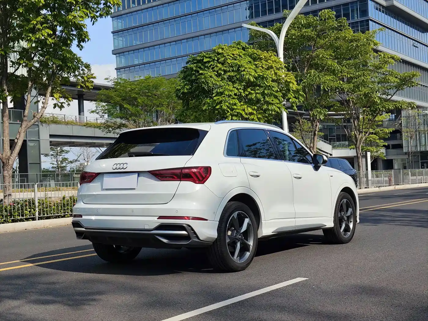 Audi Q3 2021 35 TFSI Fashion Sport фото 6