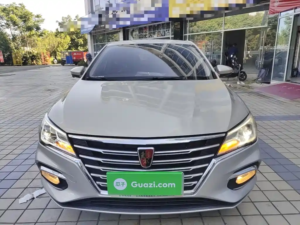 Фото 3 - Roewe i5