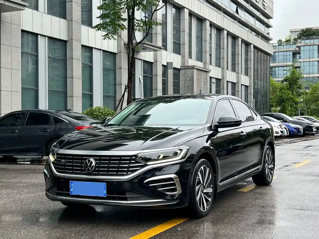Volkswagen Passat 2022 330TSI Elite Edition