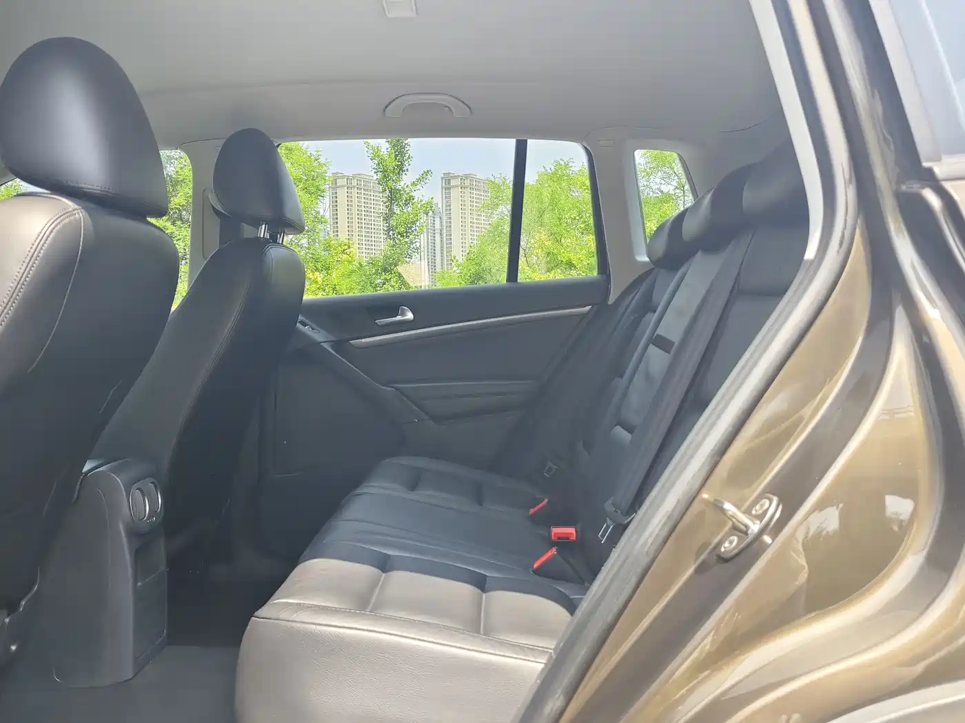 Volkswagen Tiguan 2015 1.8TSI Automatic 2WD Comfortline фото 6
