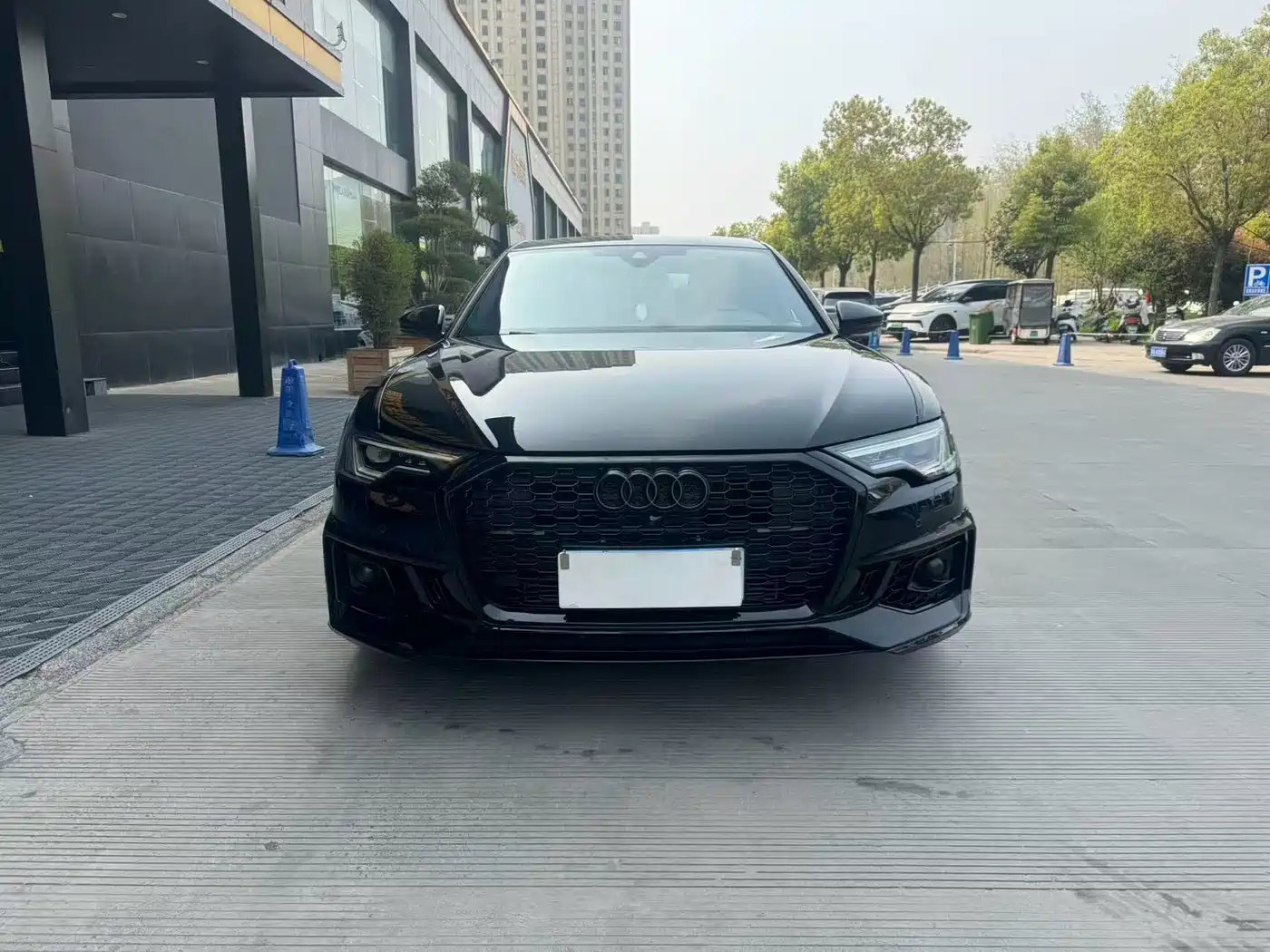 Audi A6L 2023 Facelift 45 TFSI quattro Premium Dynamic фото 2