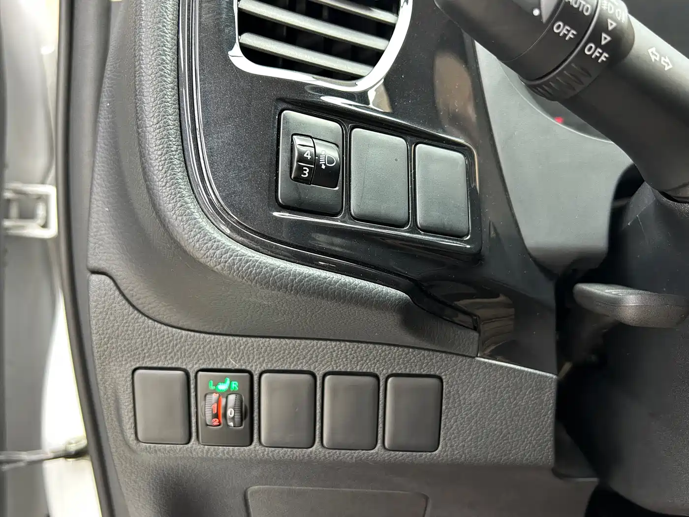 Mitsubishi Outlander 2022 2021 2.0L 2WD Smooth Ride Version 5-Seater
