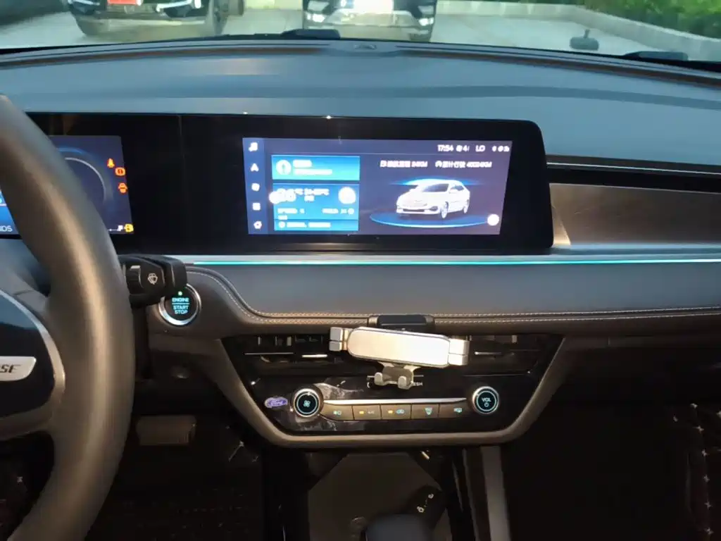 Ford Escort 2022 2021 1.5L Automatic Diamond Edition