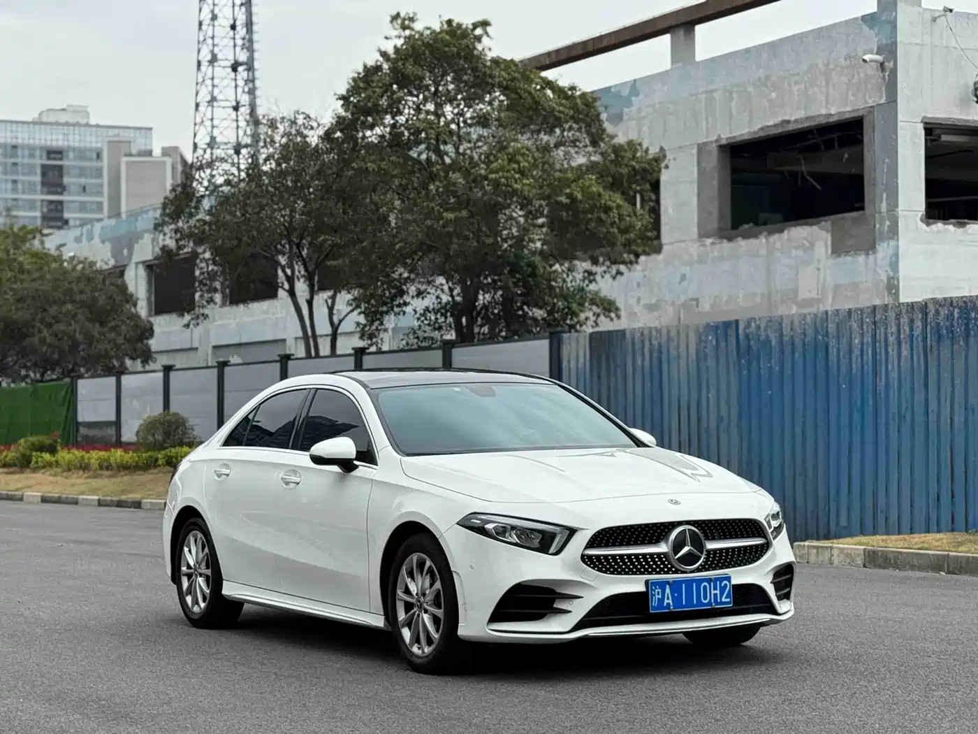 Mercedes-Benz A-Class 2021 A 200 L Sport Sedan Fashion Edition фото 3