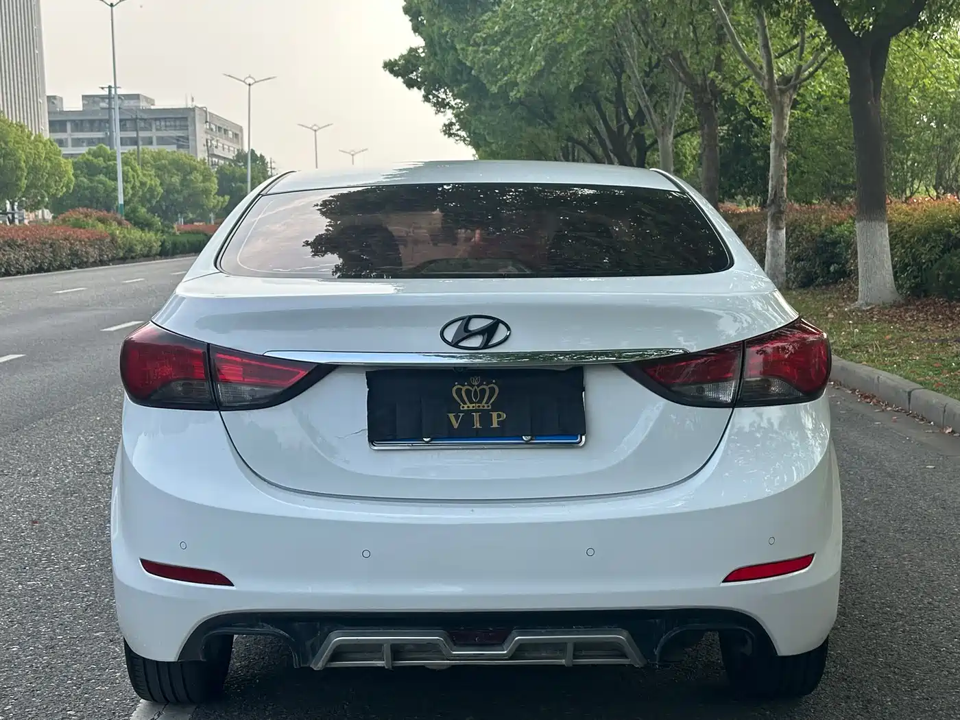 Hyundai Langdong 2016 1.6L Automatic Premium Edition фото 5