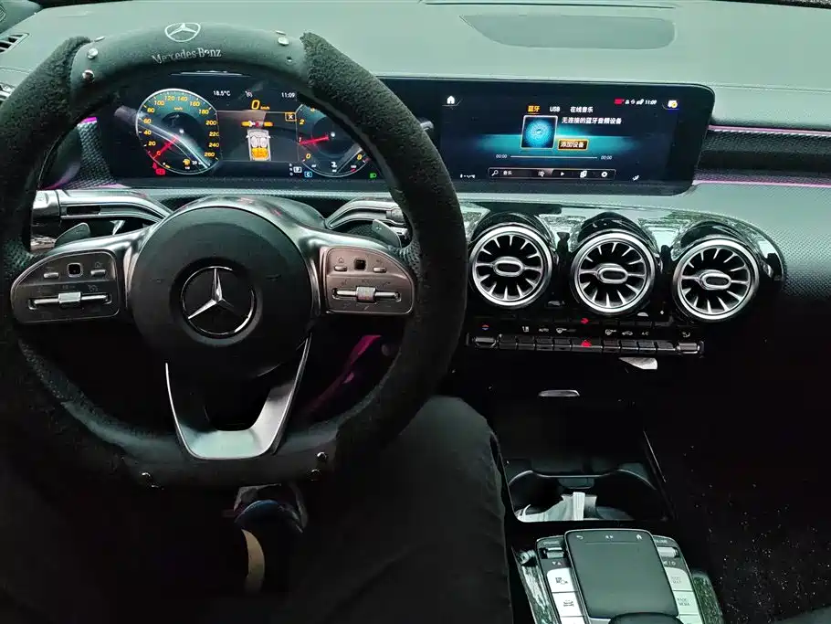 Mercedes-Benz A-Class 2020 Facelift A 200 L Sport Sedan Fashion фото 12