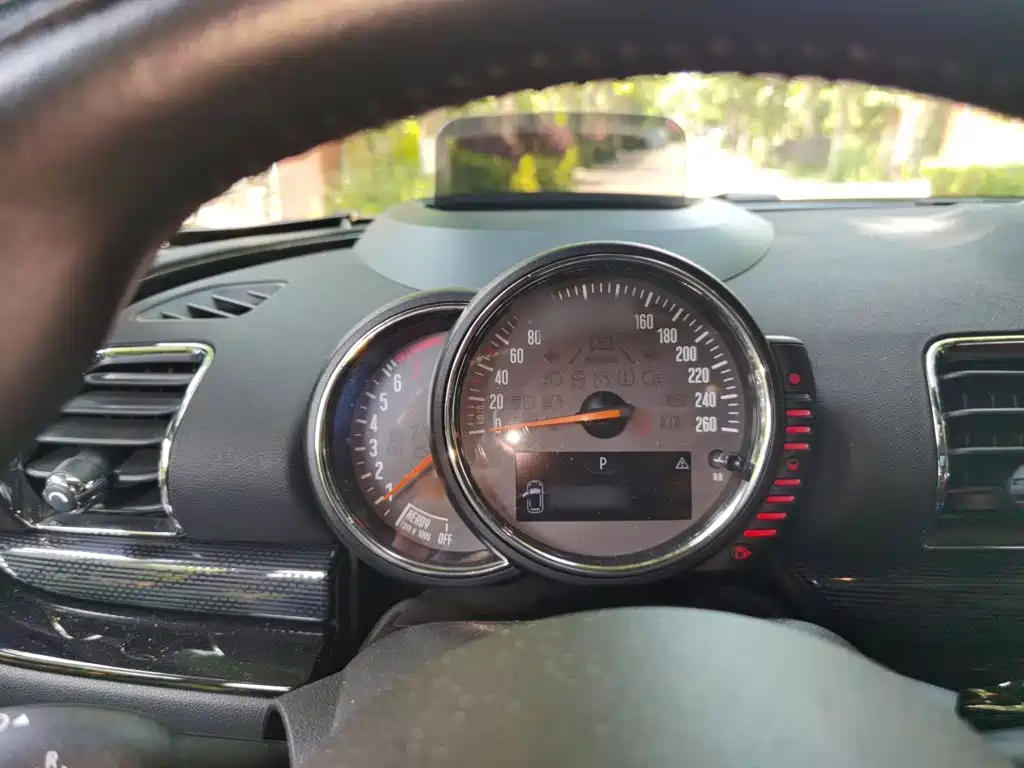 Фото 4 - MINI CLUBMAN