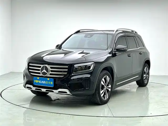 MERCEDES-BENZ GLB