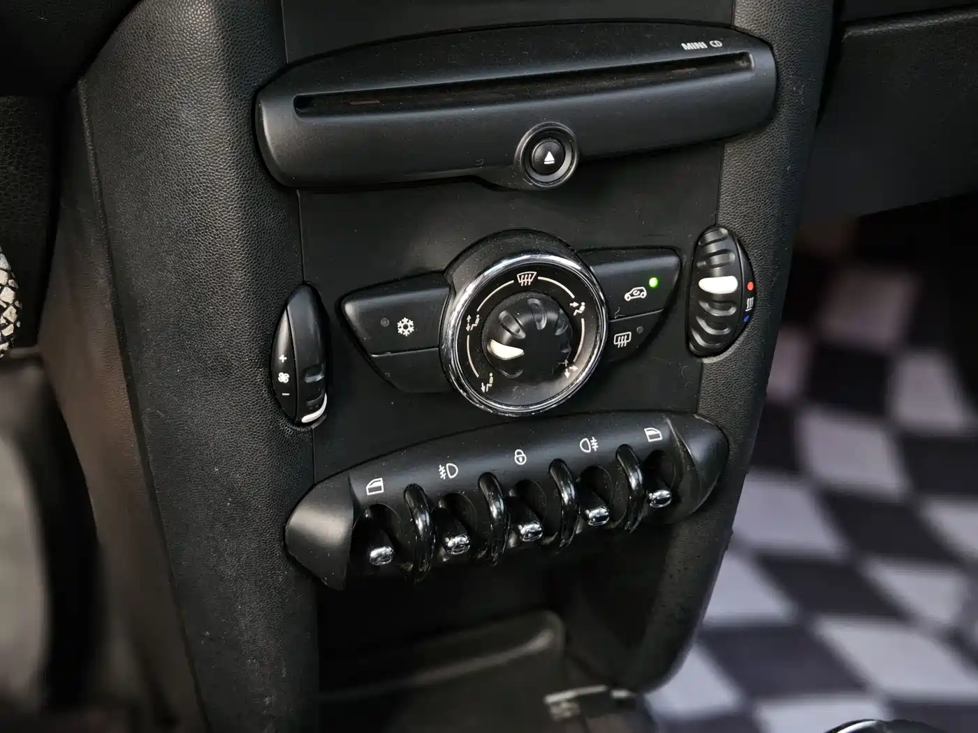 MINI CLUBMAN 2012 2011 1.6L COOPER Fun