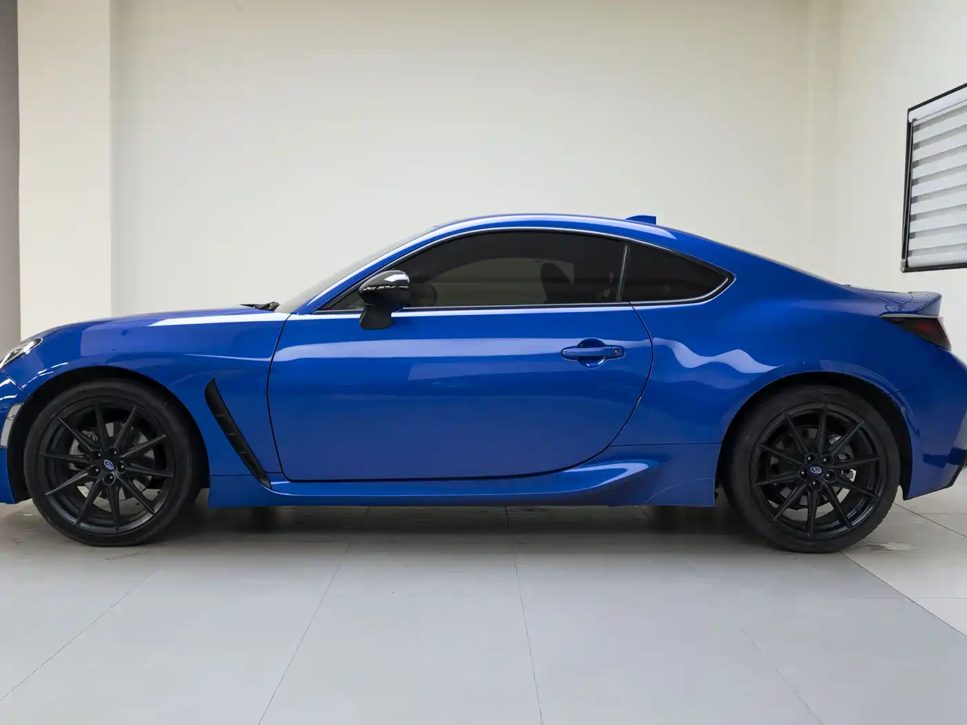 SUBARU BRZ