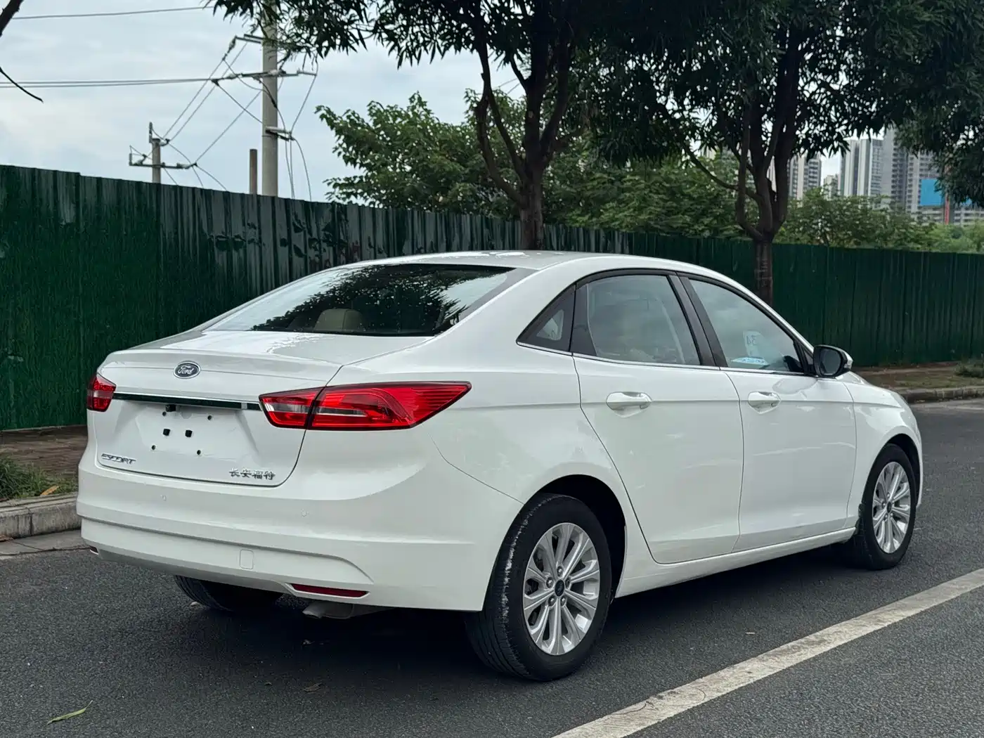 Ford Escort 2015 2015 1.5L Automatic Fashion