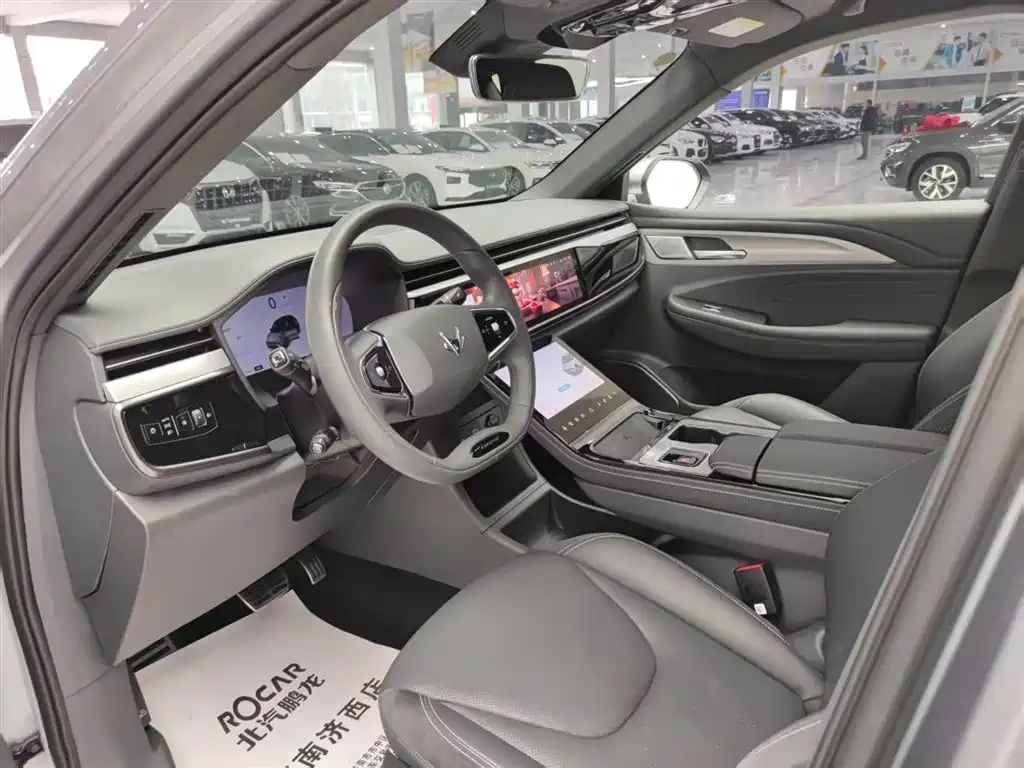 ARCFOX EXTREME FOX POLAR FOX ALPHA T