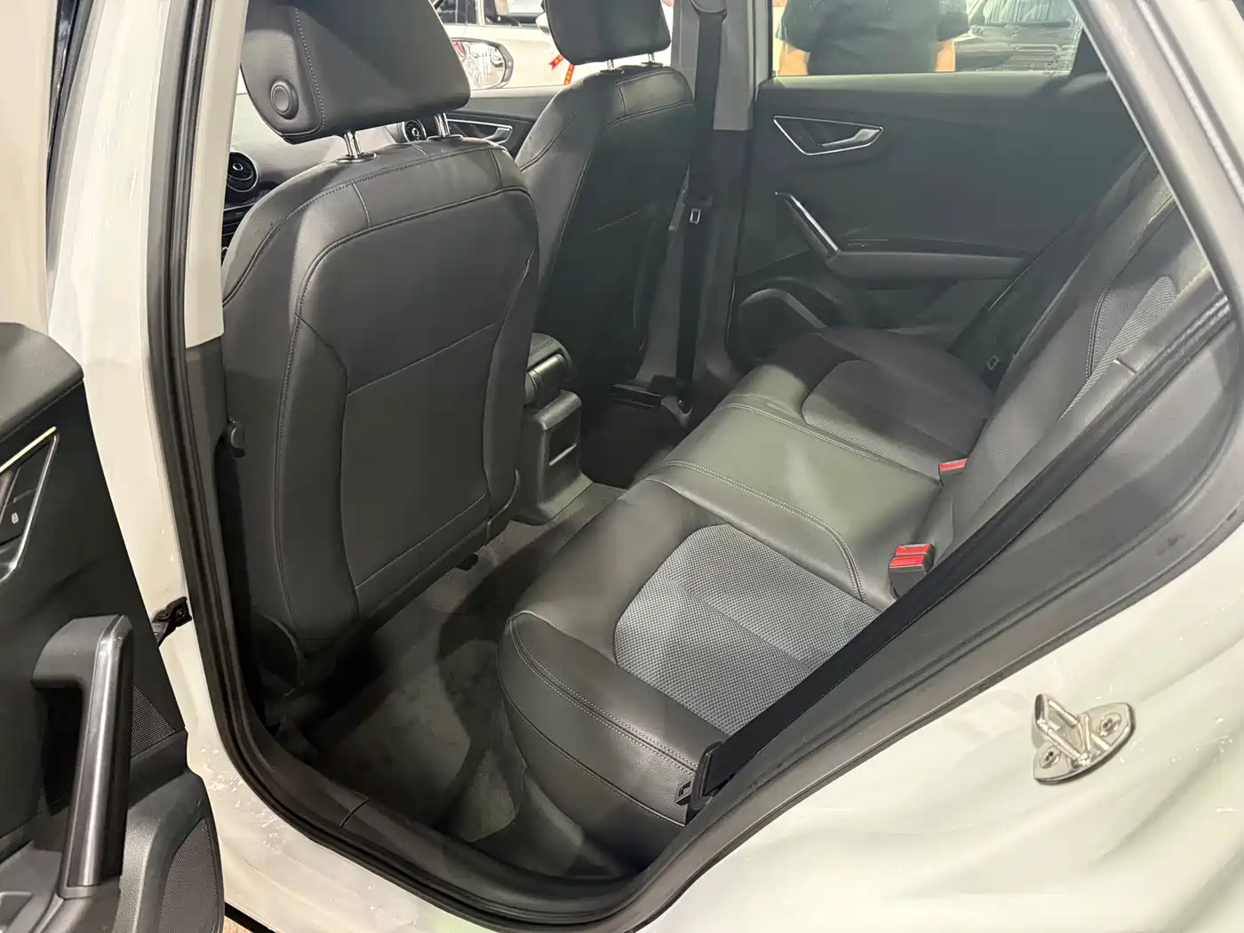 Audi Q2L 2018 35 TFSI Fashion Elegance China V фото 5