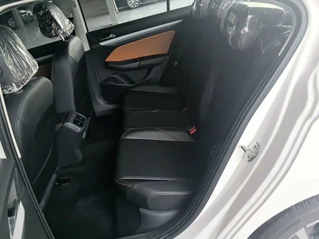 Volkswagen Bora 2026 2025 Facelift 200TSI DSG Navigation Edition