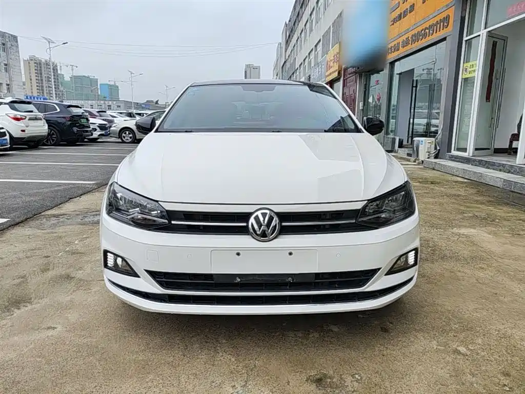 Volkswagen Polo 2019 Plus 1.5L Automatic Beats Trendy Edition фото 3
