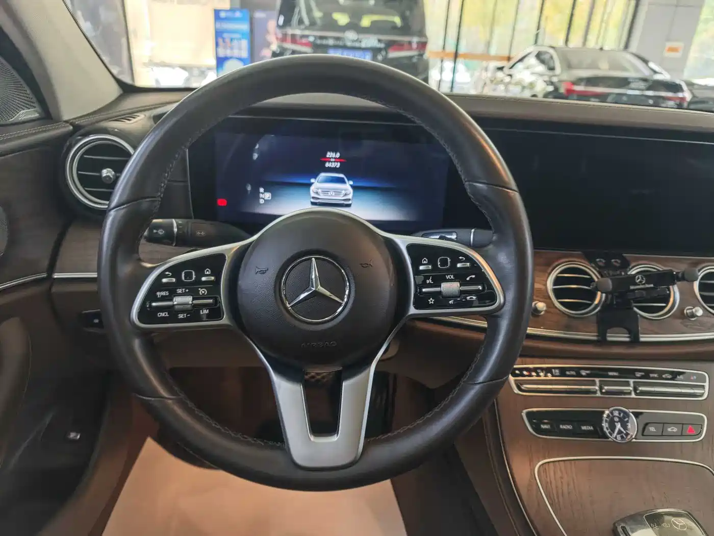 Mercedes-Benz E-Class 2020 Facelift E 260 L фото 9