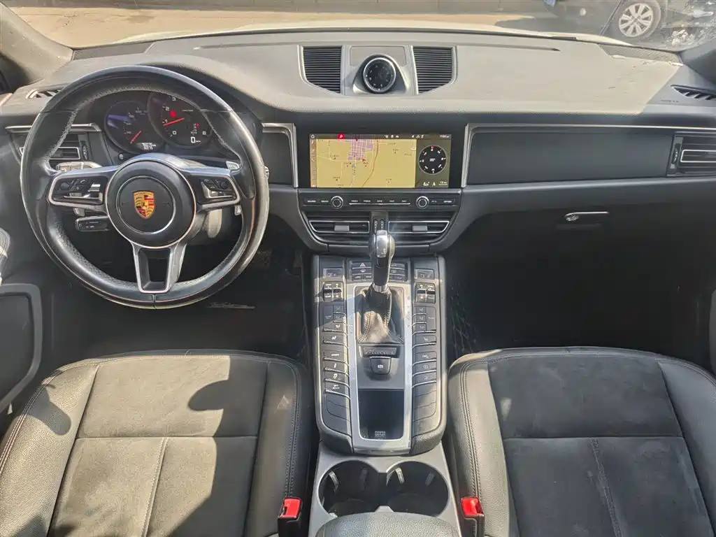 Porsche Macan 2020 Macan 2.0T фото 13