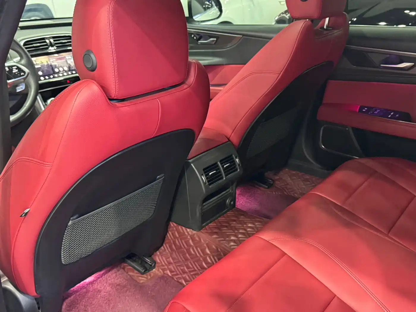 Jaguar XEL 2021 2.0T 200PS R-DYNAMIC Youth Sport Edition фото 7