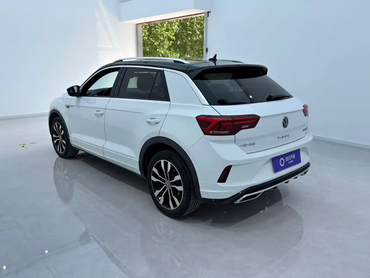 Volkswagen T-ROC 2022 280TSI DSG 2WD R-Line Pro PLUS фото 4
