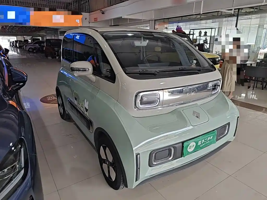Baojun KiWi EV 2023 2023 Smart Luxury Edition LFP