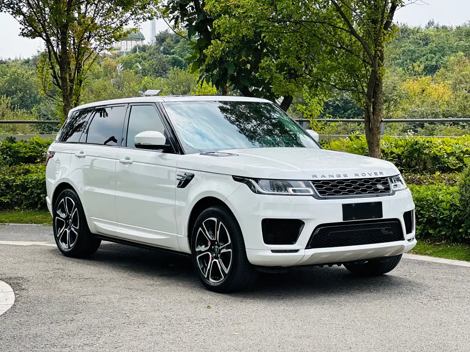 Фото 3 - Land Rover Range Rover Sport
