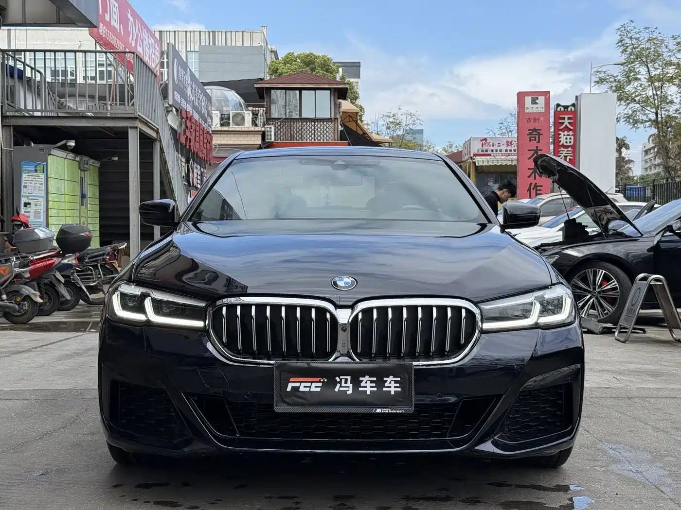 BMW 5 Series 2022 Model Third Facelift 530Li Premium M Sport Package фото 3