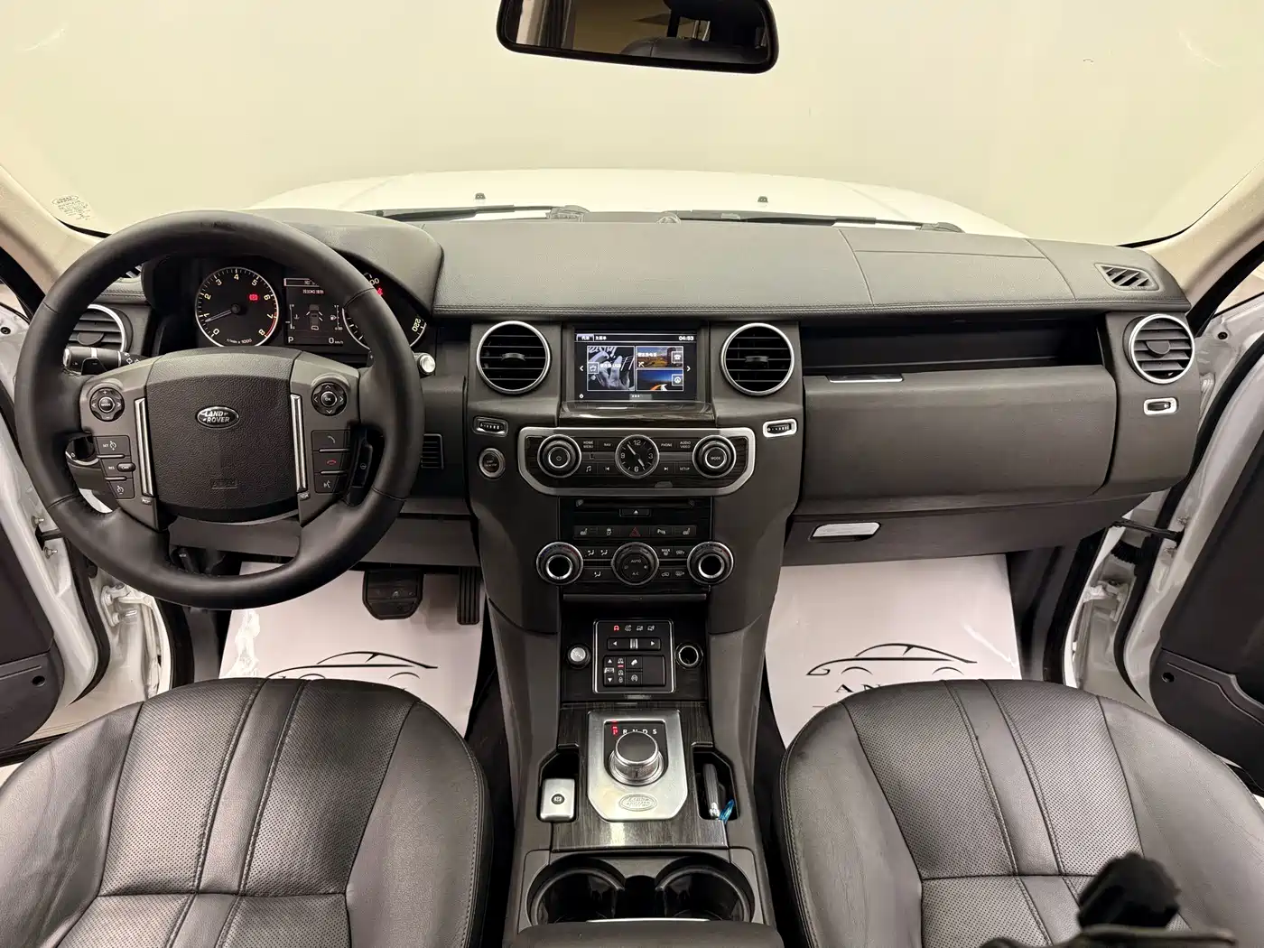 Фото 8 - Land Rover Discovery