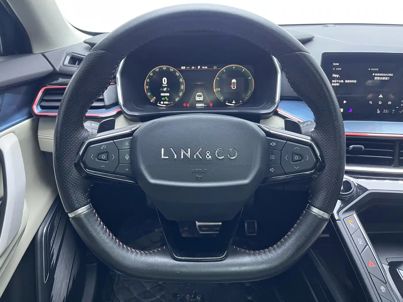 Lynk & Co 06 2020 1.5T Halo фото 17