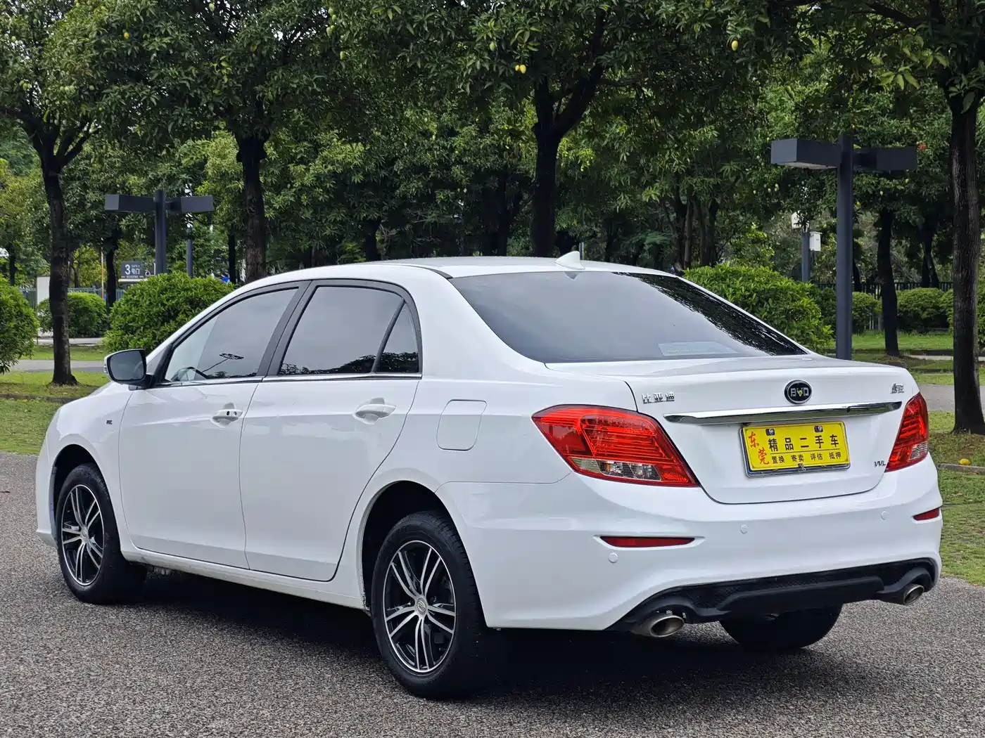 BYD Surui 2016 1.5L Manual Elite фото 9