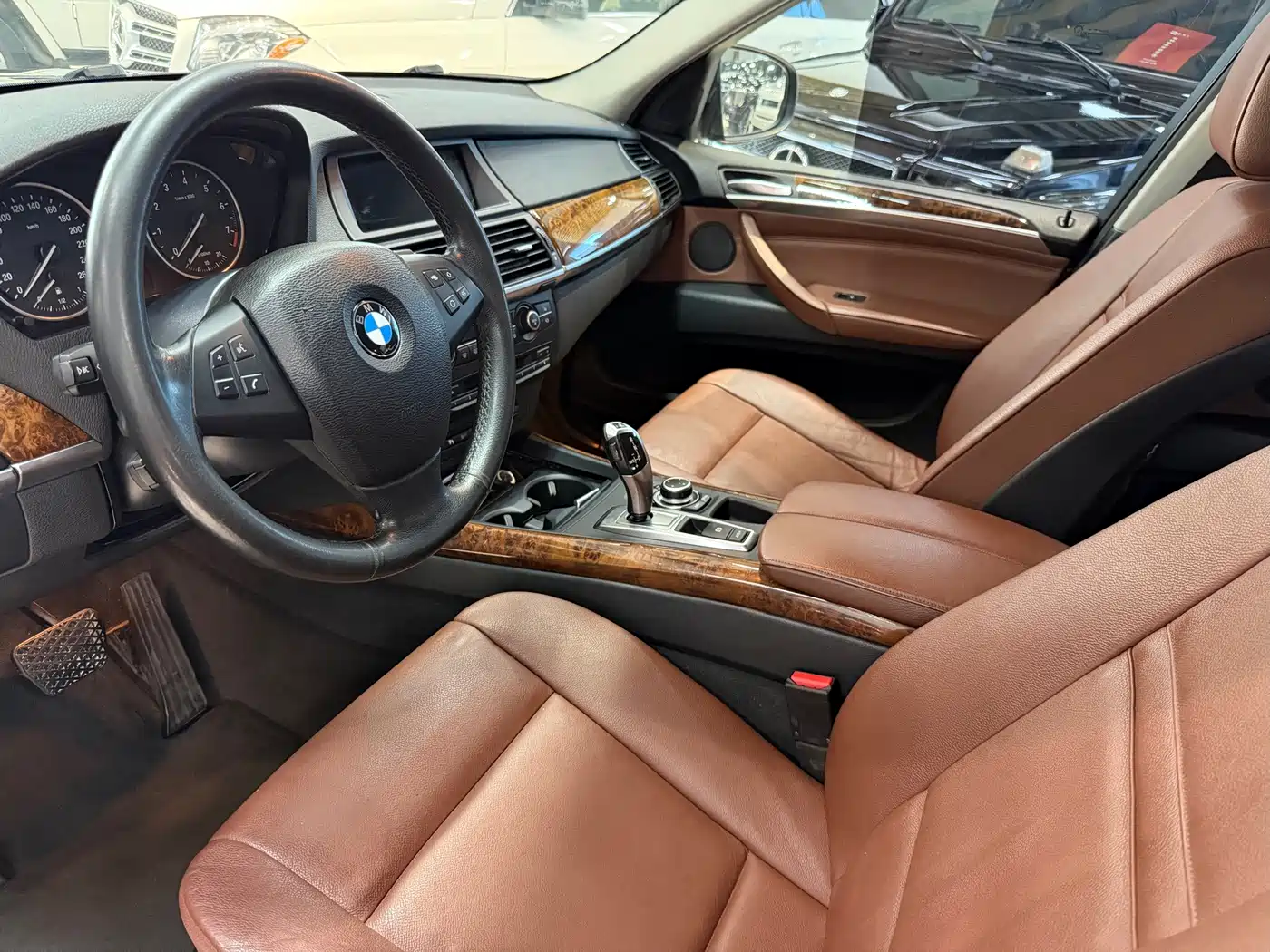 BMW X5 (Import) 2012 2011 xDrive35i Leading Edition