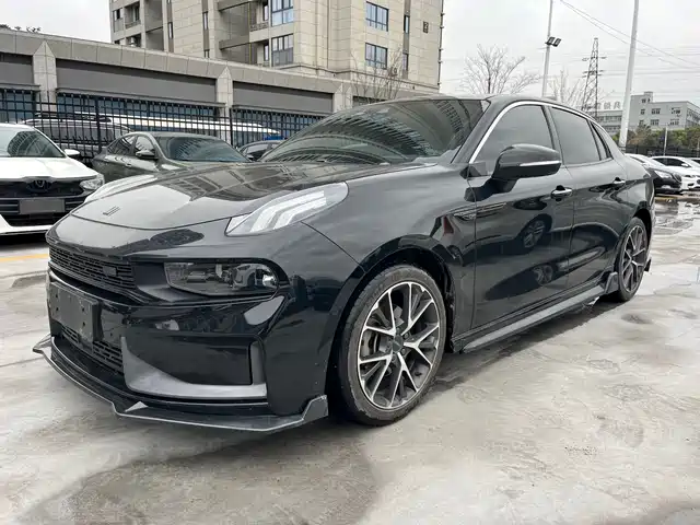 Lynk & Co 03 2019 2.0TD Auto Power Pro Version