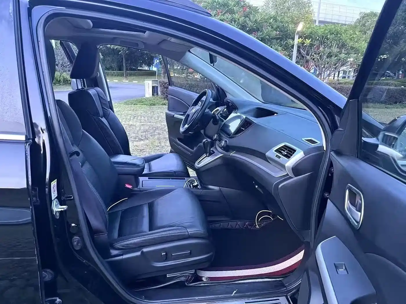 Фото 6 - Honda CR-V