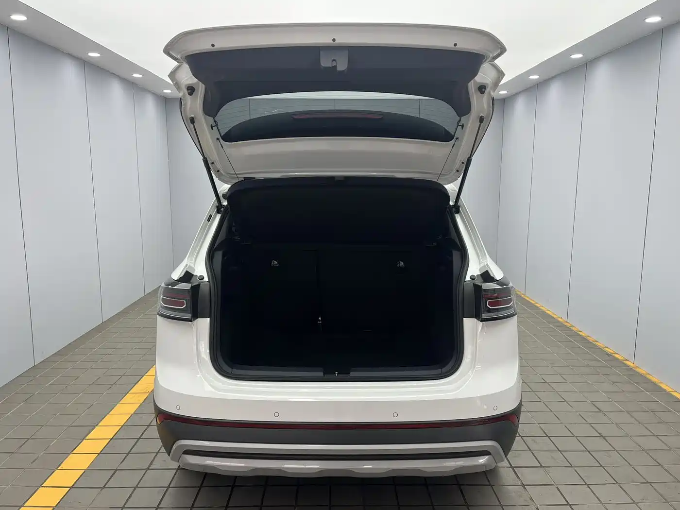 Volkswagen Tharu 2025 New Edge 1.5L Aspiration Edition фото 18