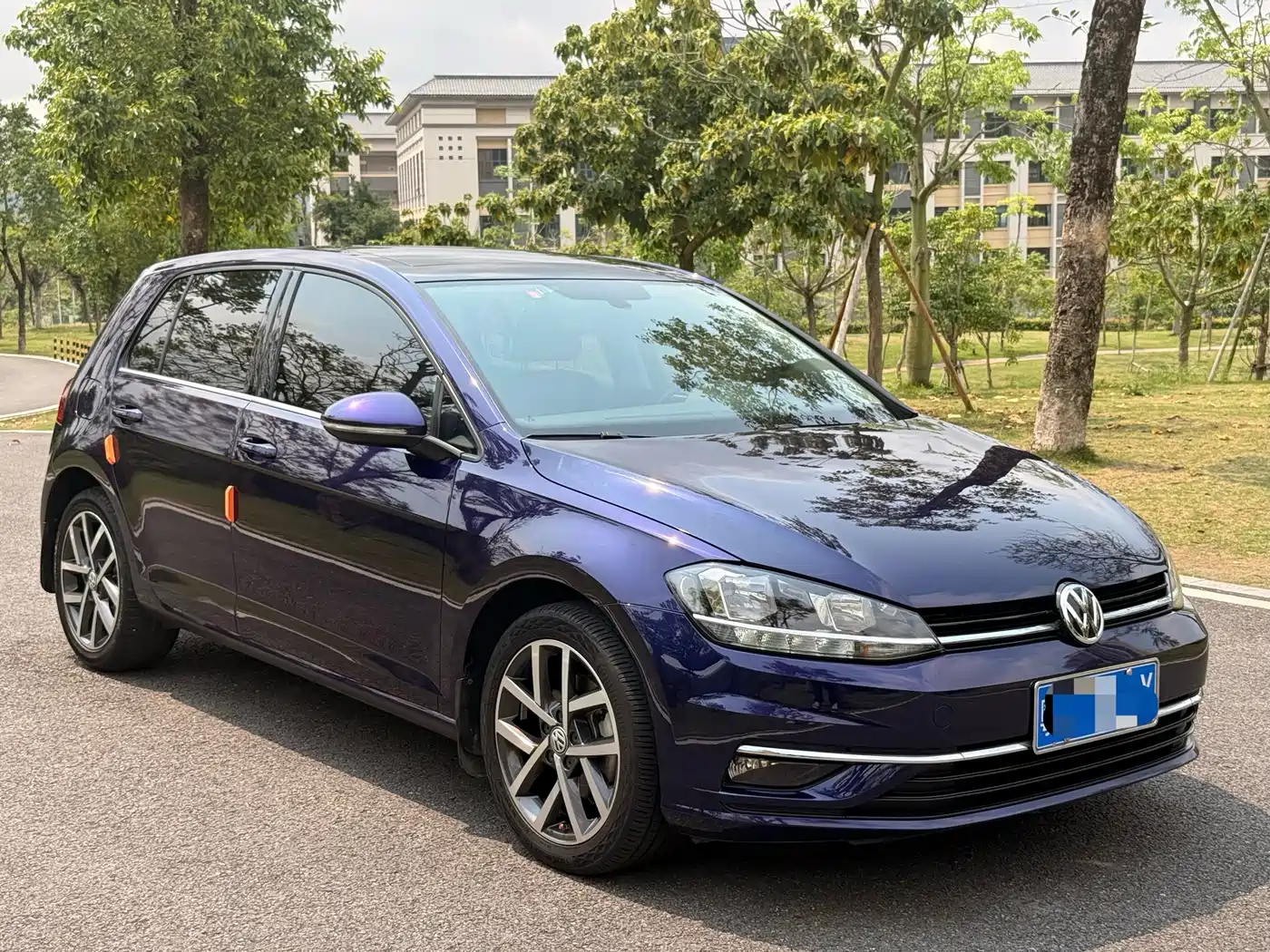 Volkswagen Golf 2020 Beloved Edition 280TSI DSG Comfort фото 3