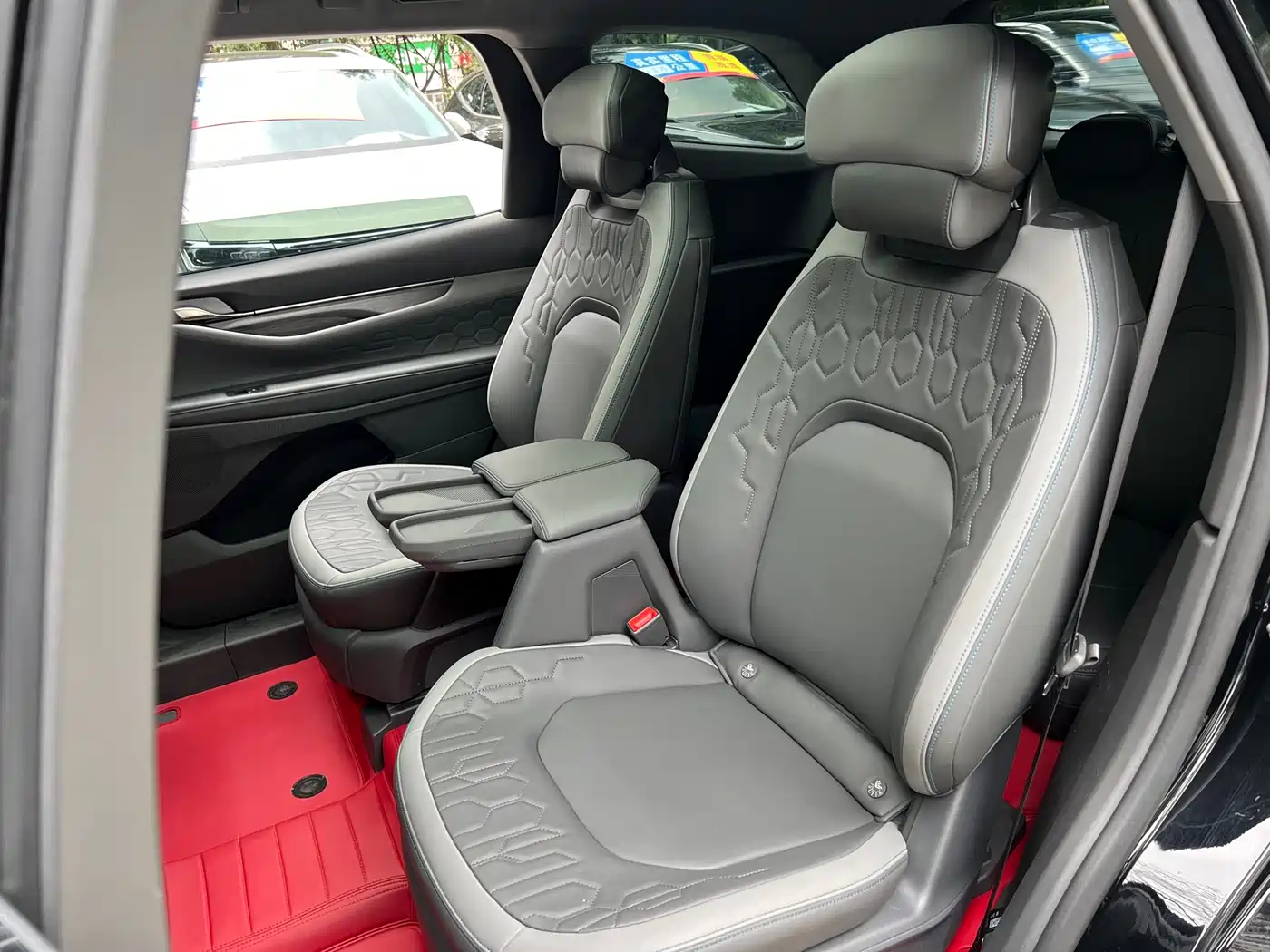  Ford Edge 2023 Edge L 2.0T EcoBoost FWD 7-Seater Luxury 11