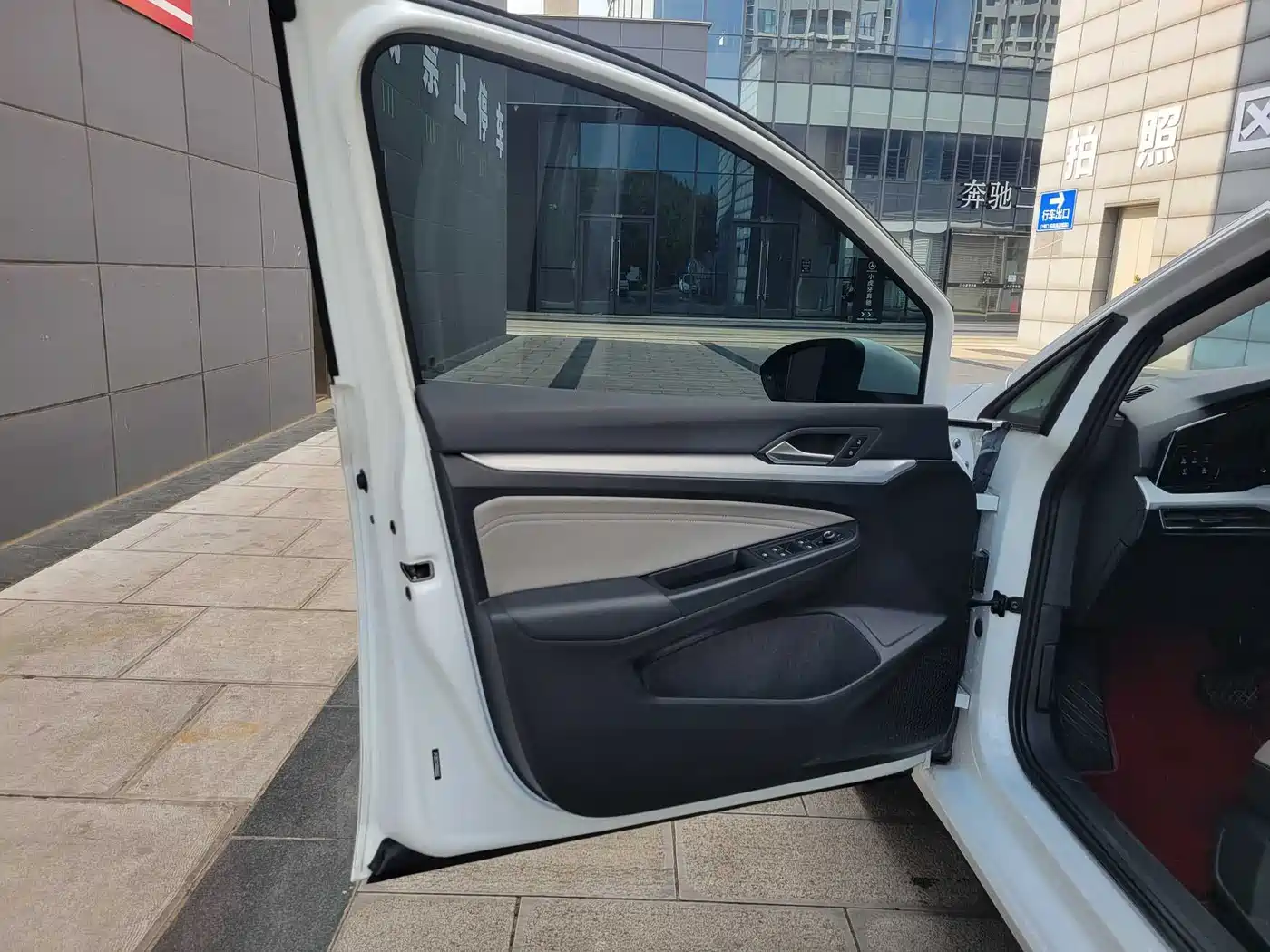 Volkswagen Golf 2023 280TSI DSG Pro фото 14